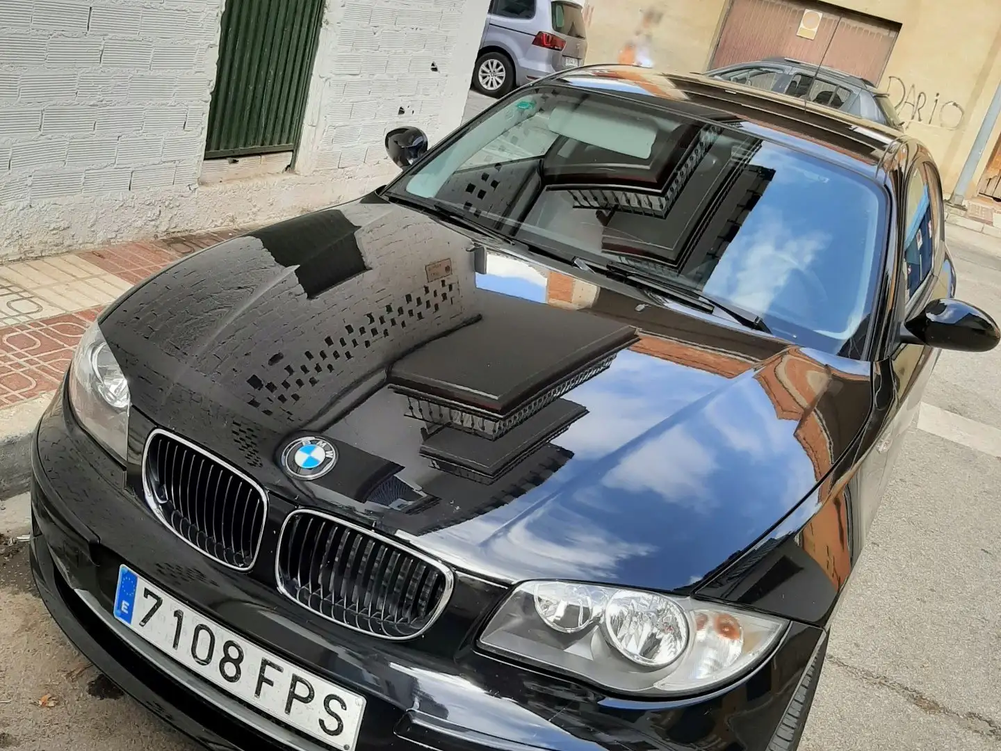 BMW 118 118i 3p Futura Negro - 1