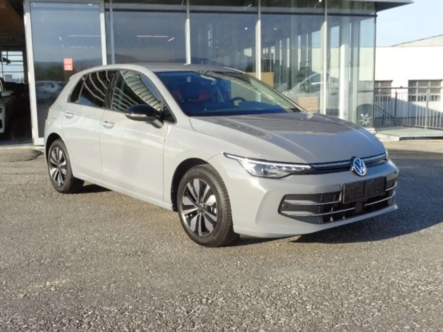 Volkswagen Golf 1,5 TSI Goal *LED *Navi *AHK Grau - 1