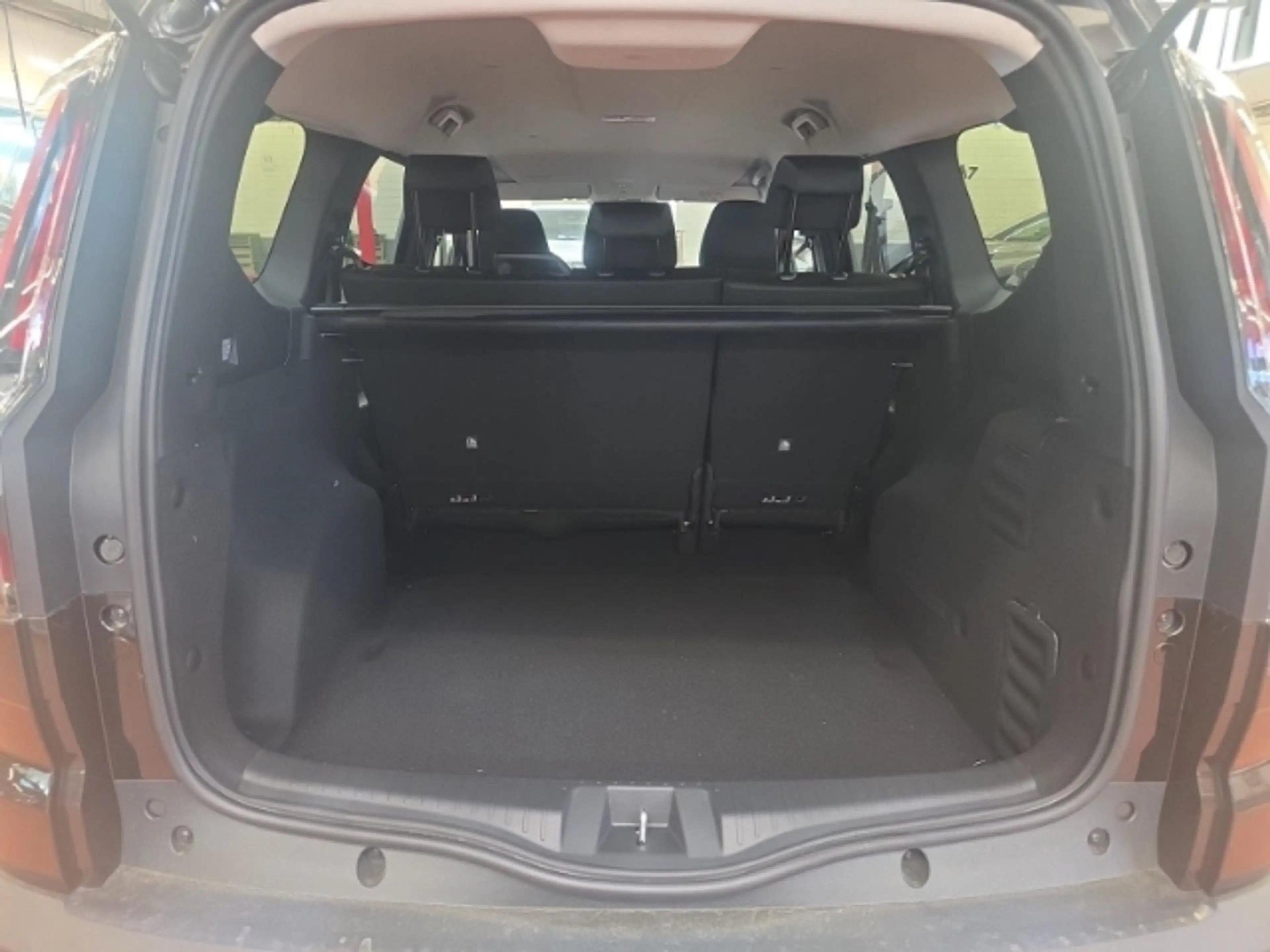 Dacia Jogger Expression 155+Sitzheizung+Komfort-P+Klima+Carplay — photo 12