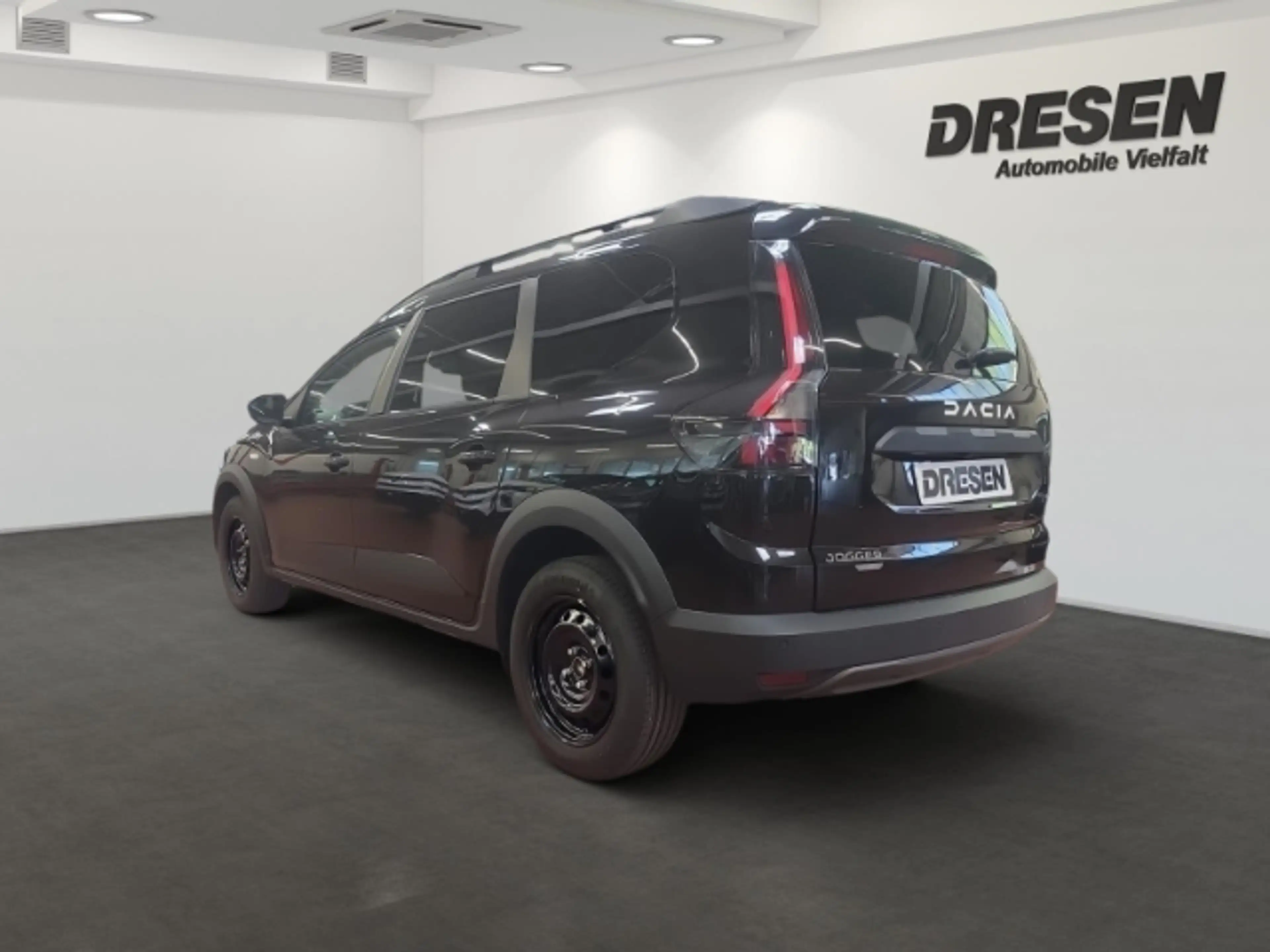 Dacia Jogger Expression 155+Sitzheizung+Komfort-P+Klima+Carplay — photo 4