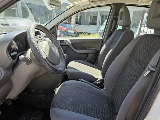 Fiat Panda view 7