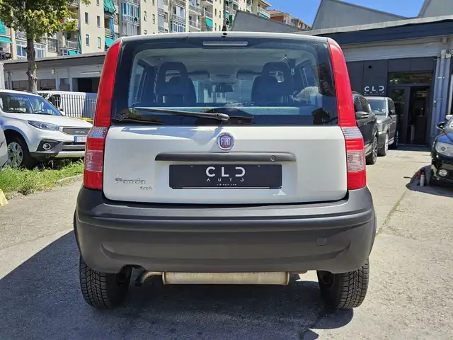 Fiat Panda view 4