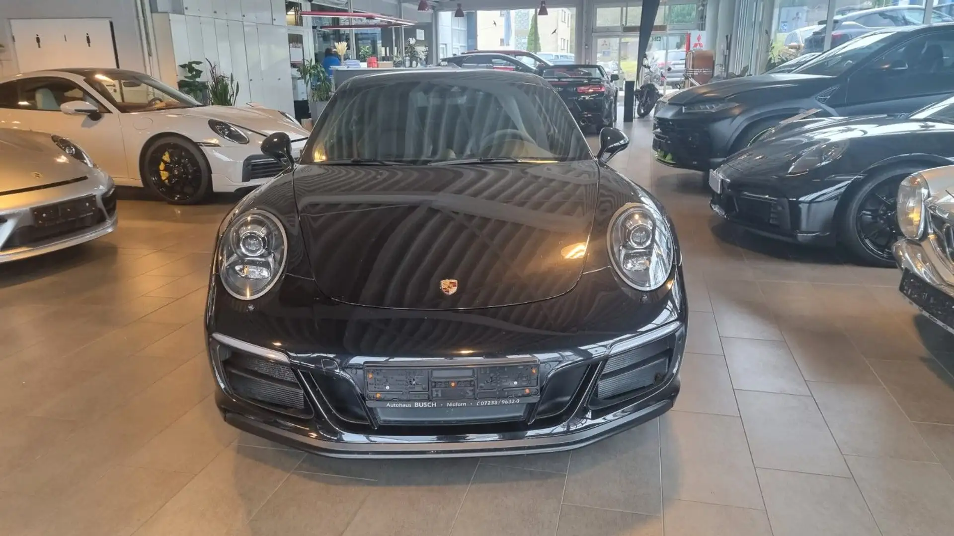 Porsche 991 GTS/Schiebdach/Sportsitze/PASM Schwarz - 2