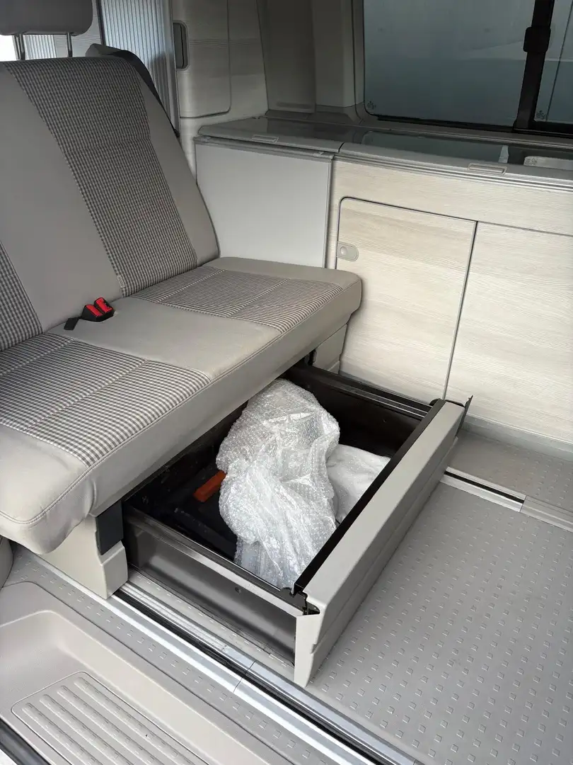 Volkswagen T6 California Blanc - 2