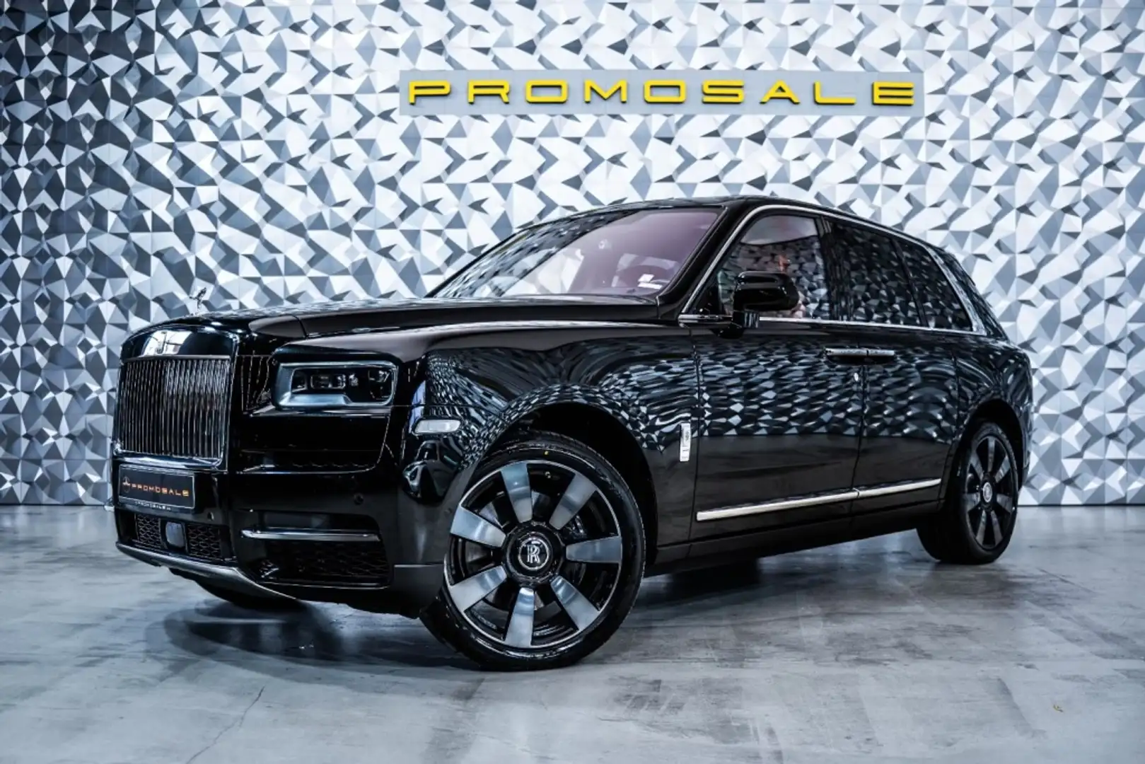 Rolls-Royce Cullinan Negro - 1
