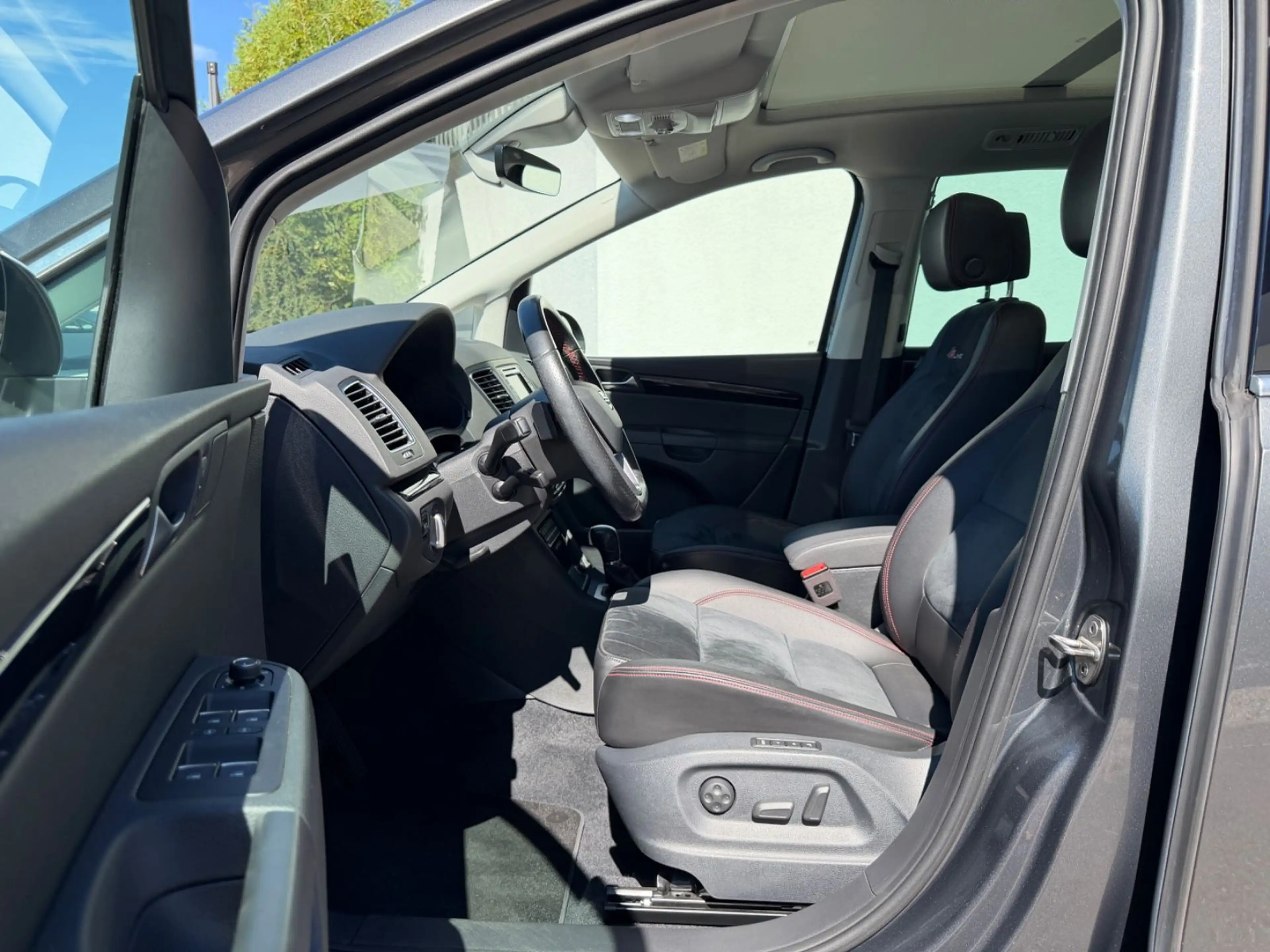 SEAT Alhambra FR-Line AHK/ACC/NAVI/1.Hd — photo 6