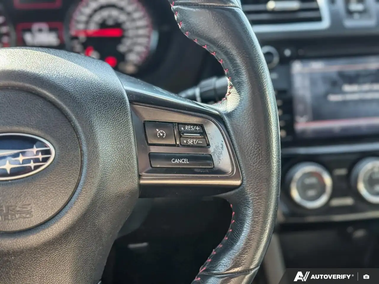 Subaru WRX снимка Subaru WRX