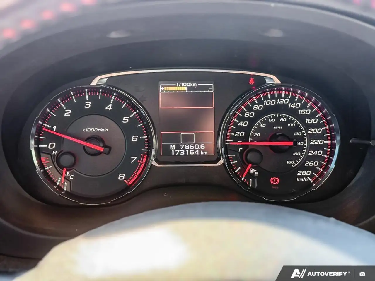 Subaru WRX снимка Subaru WRX