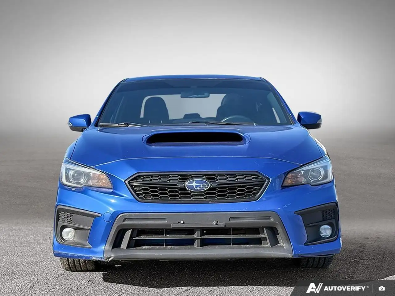 Subaru WRX снимка Subaru WRX