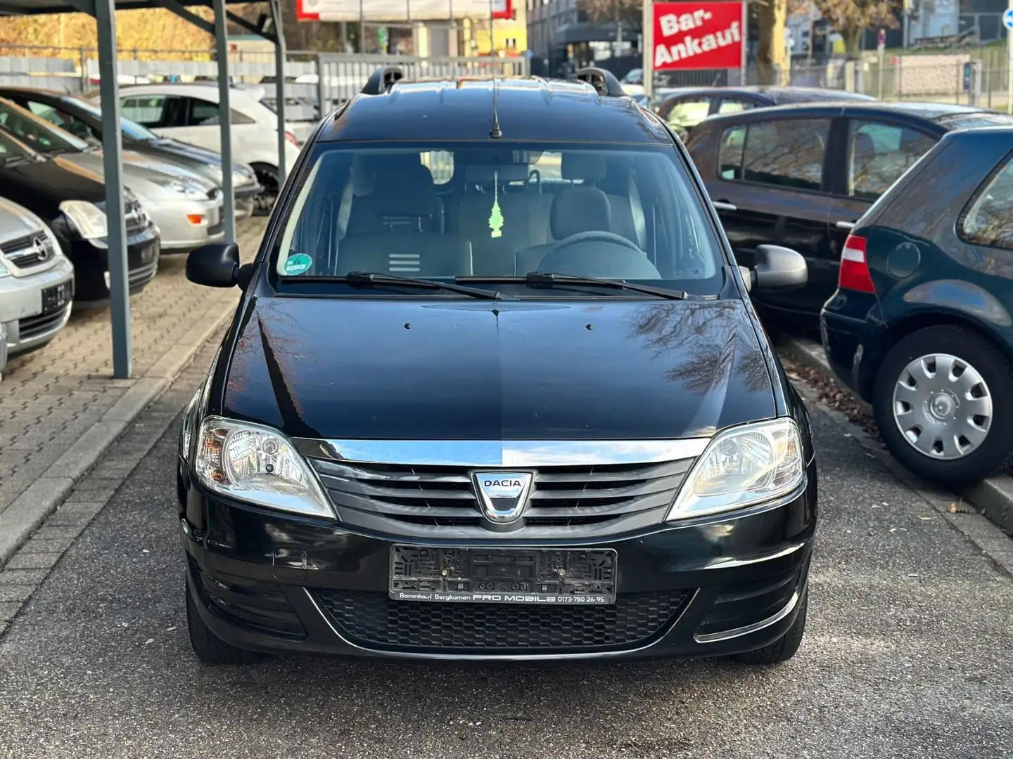 Dacia Logan MCV Kombi LIVE*2.HAND*TÜV NEU*KLIMA* Schwarz - 2