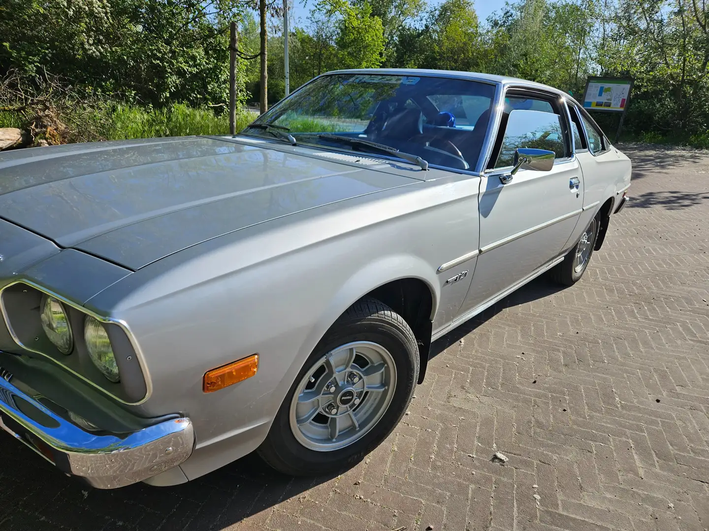 Mazda 121 2L Sportcoupe (Cosmo) Silber - 1