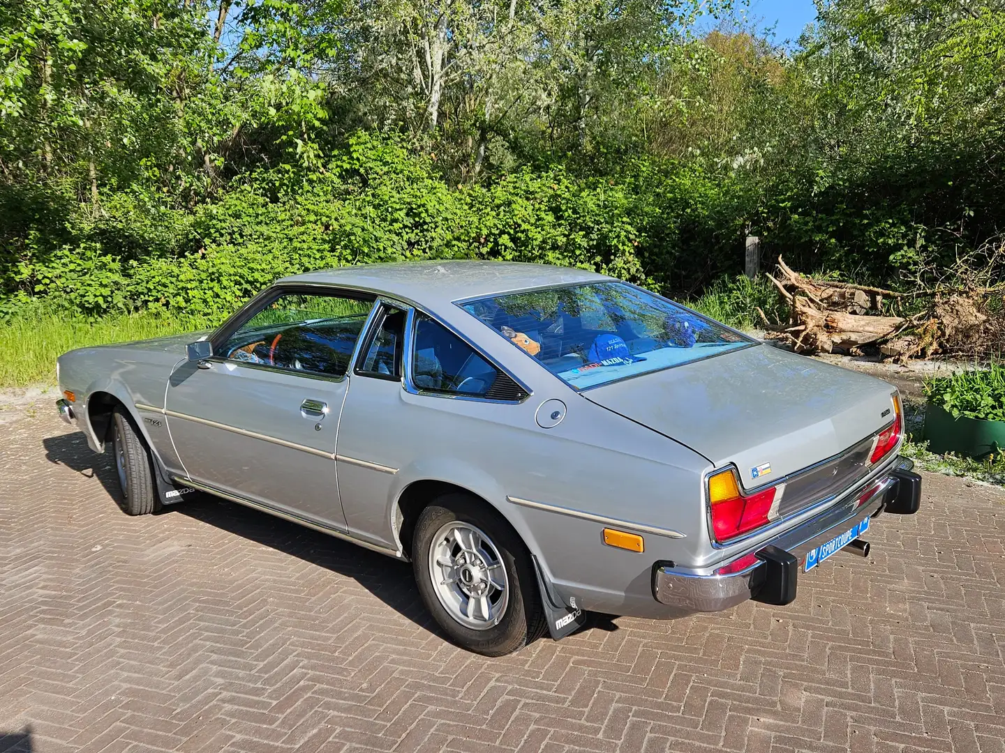 Mazda 121 2L Sportcoupe (Cosmo) Silber - 2
