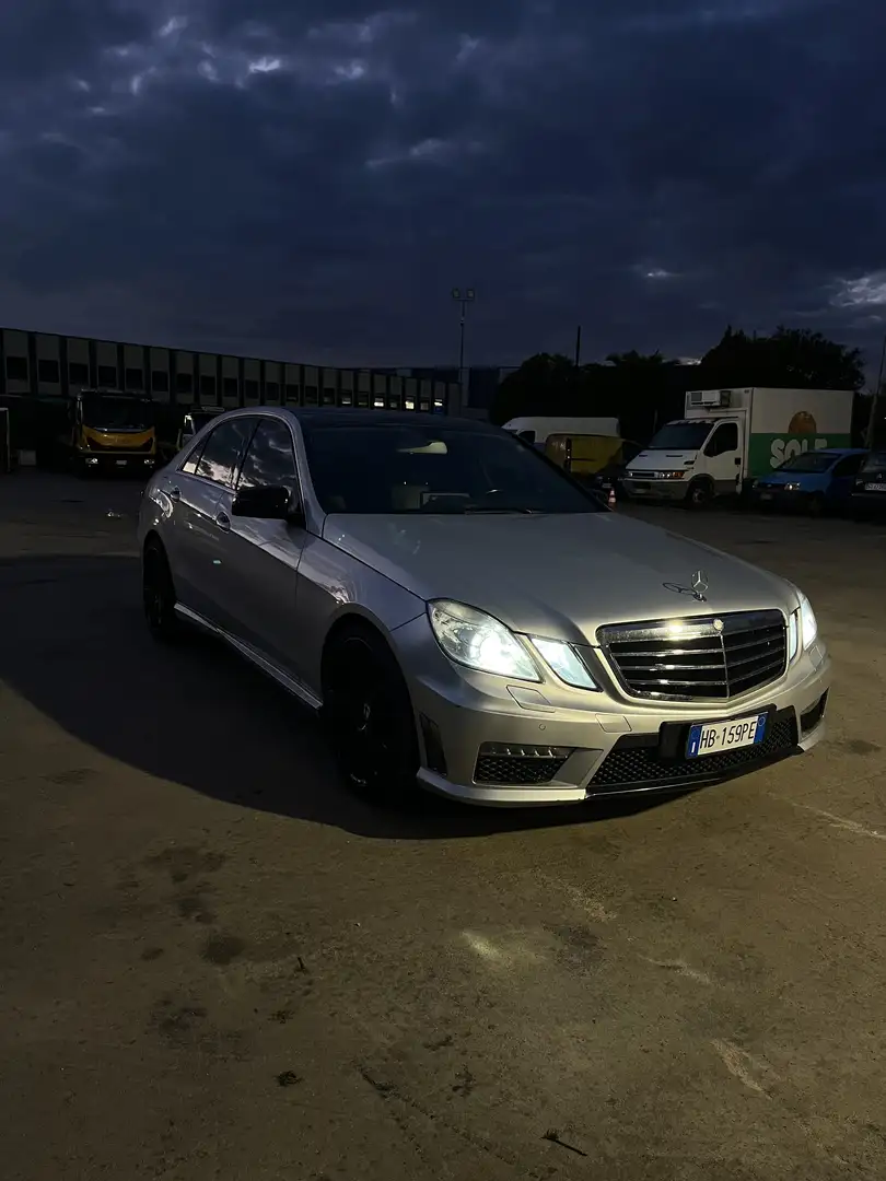 Mercedes-Benz E 200 Amg - 2
