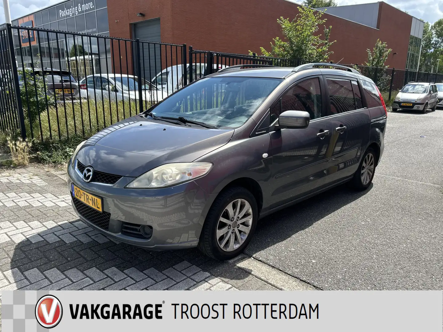 Mazda 5 1.8 Generation 7 Persoons | APK Verlopen | Meeneem Grijs - 1