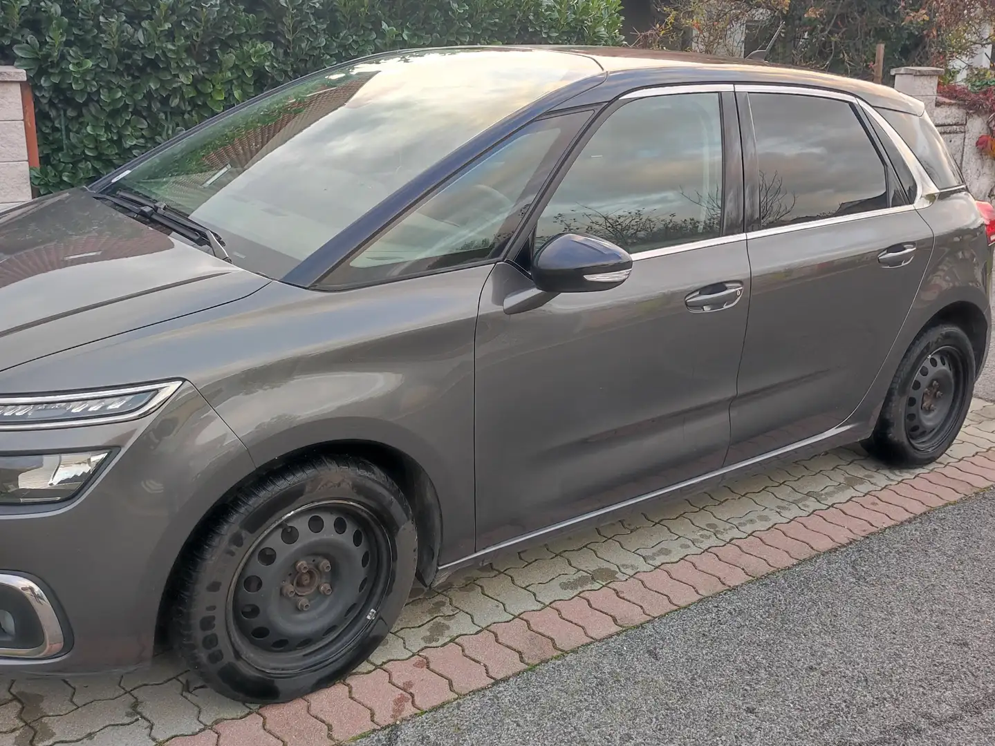 Citroen C4 SpaceTourer C4 Spacetourer BlueHDi 130 S Grau - 1