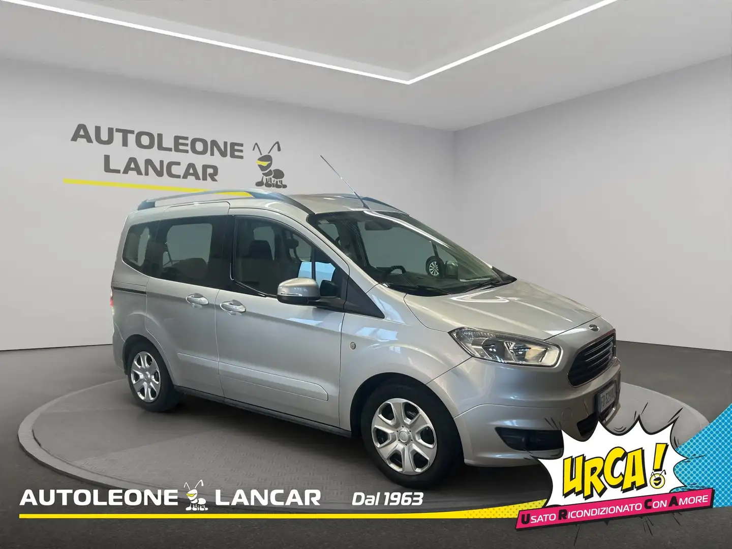 Ford Tourneo Courier 1.6 tdci Titanium 95cv Grigio - 1