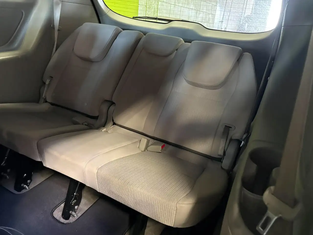 Kia Sedona снимка Kia Sedona