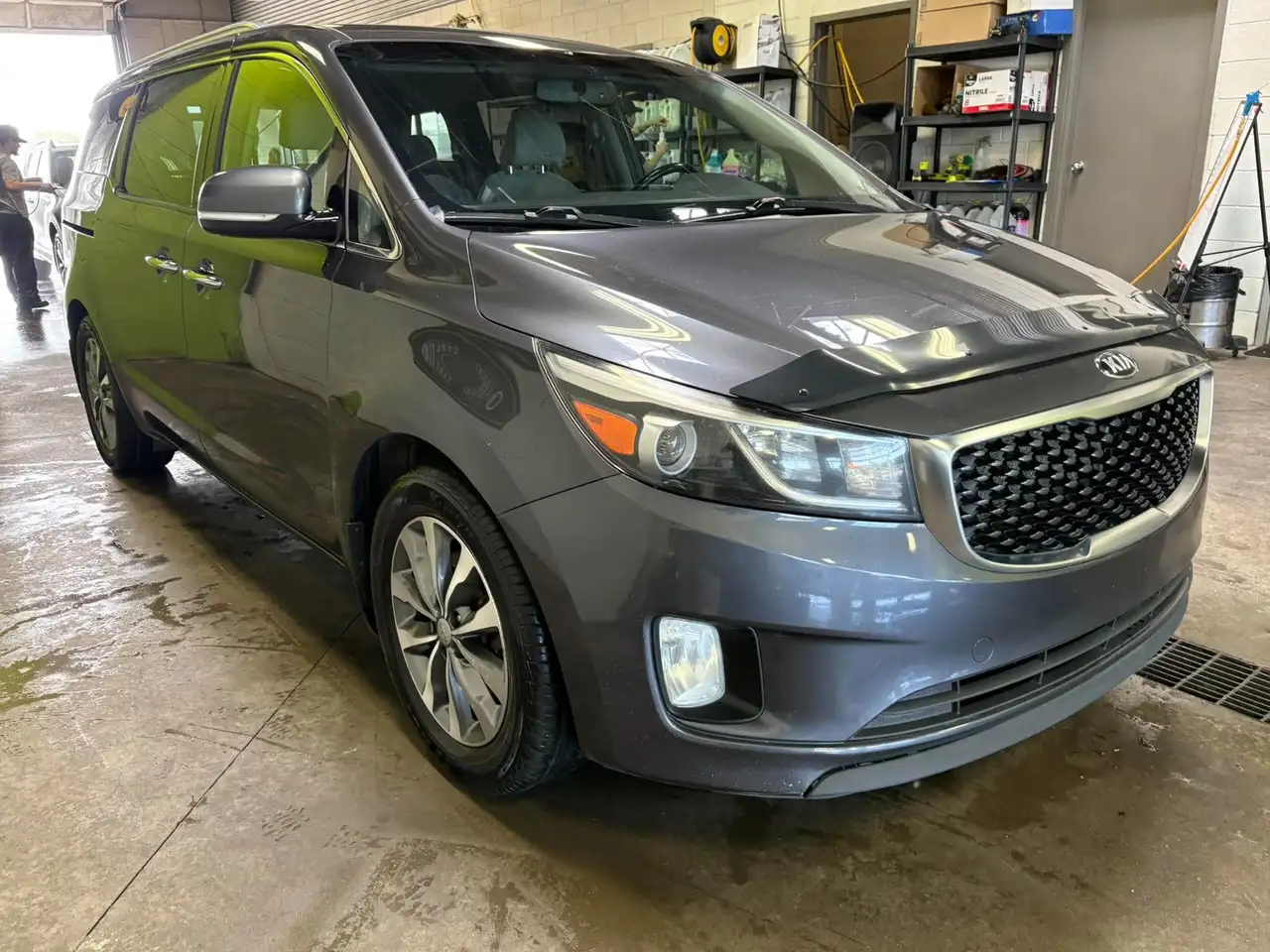 Kia Sedona снимка Kia Sedona