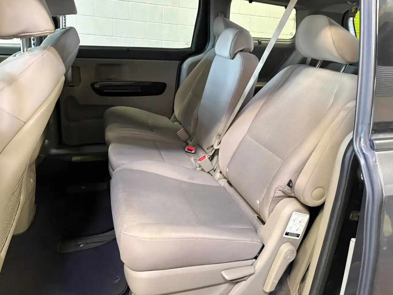 Kia Sedona снимка Kia Sedona