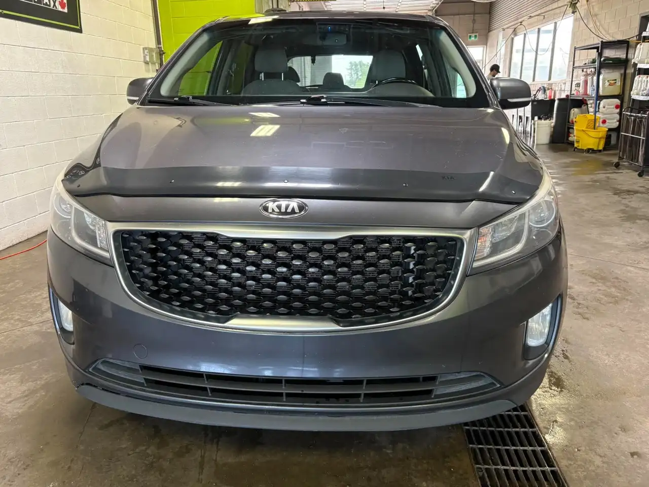 Kia Sedona снимка Kia Sedona
