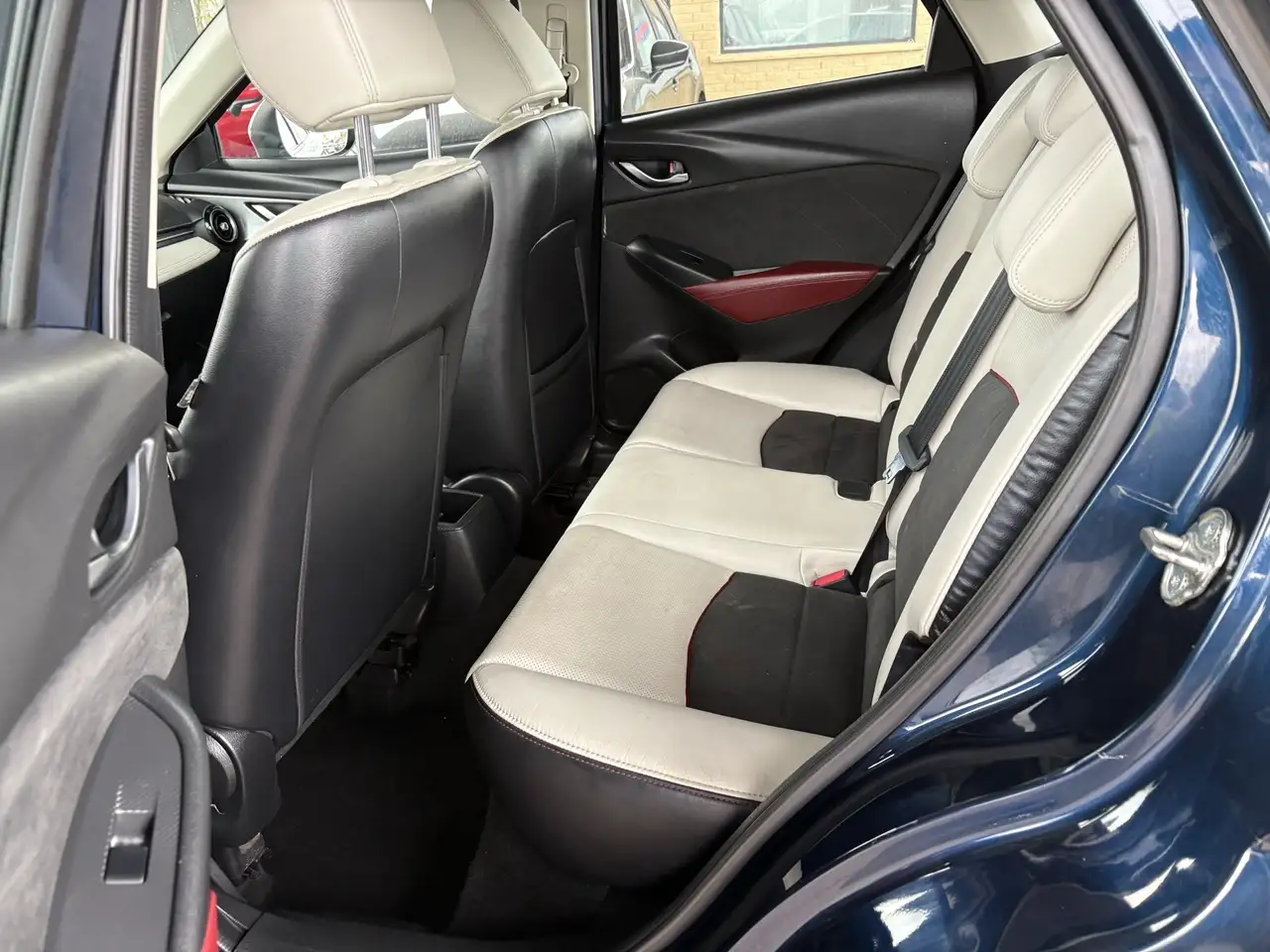 Mazda CX-3 снимка Mazda CX-3