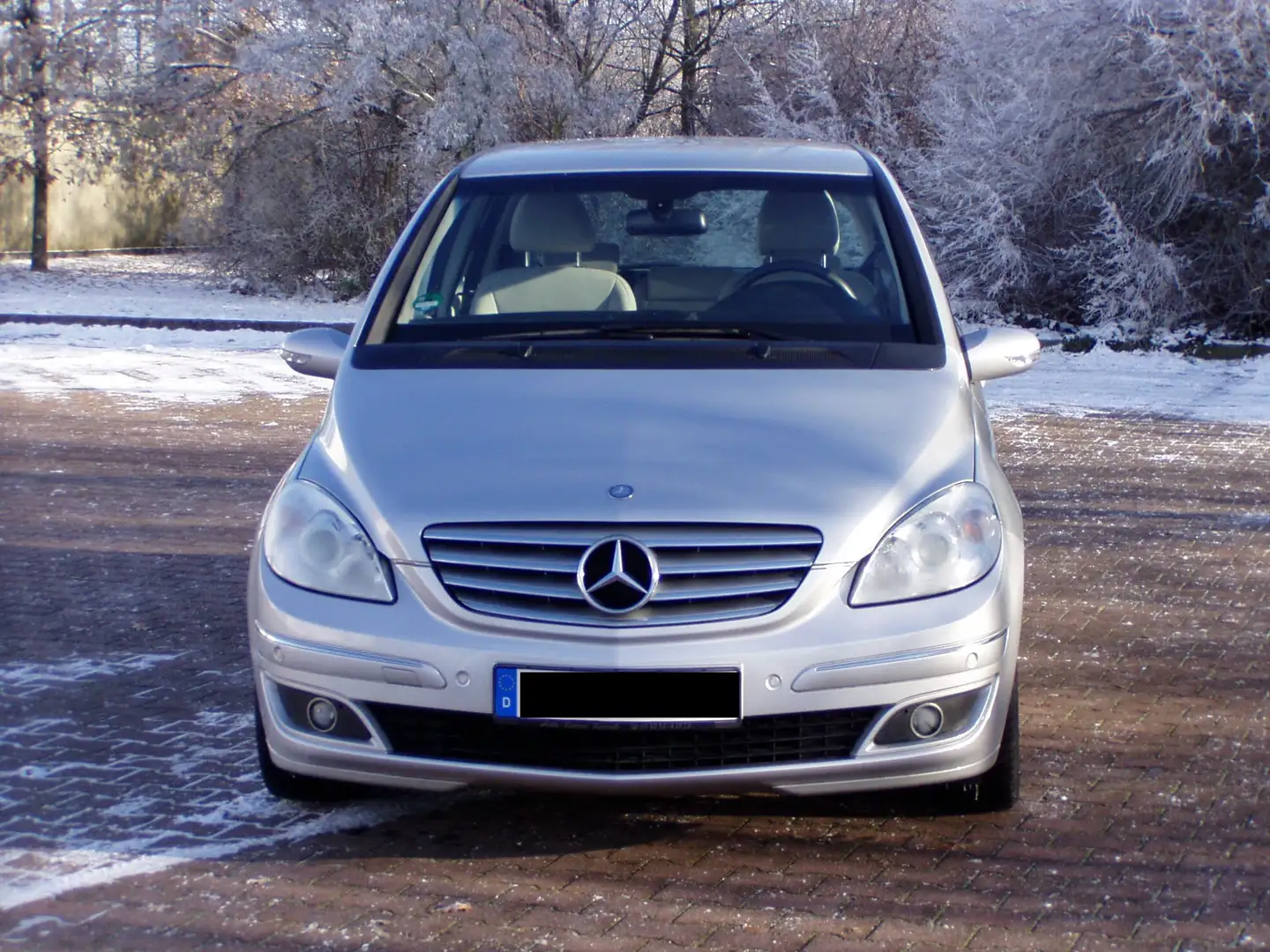 Mercedes-Benz B 170 # Parkhilfe vorne + hinten # Klimaautomatik Silber - 2