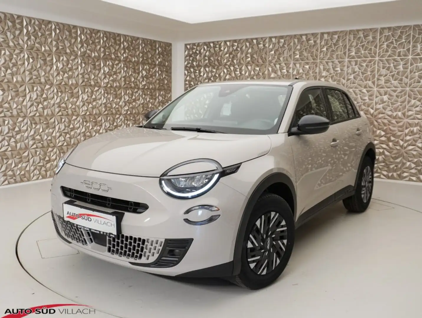 Fiat 600 Hybrid-600 T-Gen3 145 Beige - 1