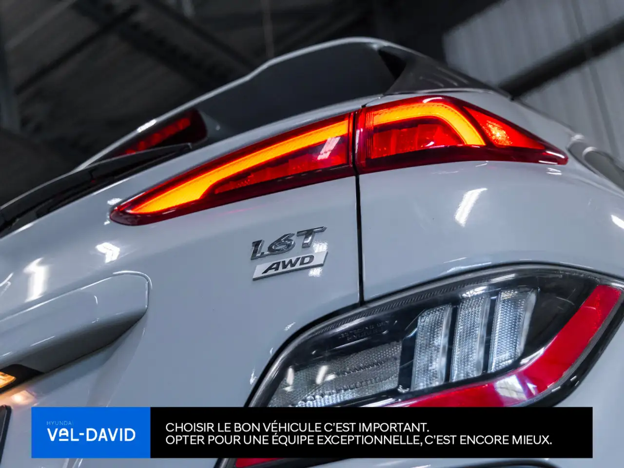 Hyundai KONA снимка Hyundai KONA