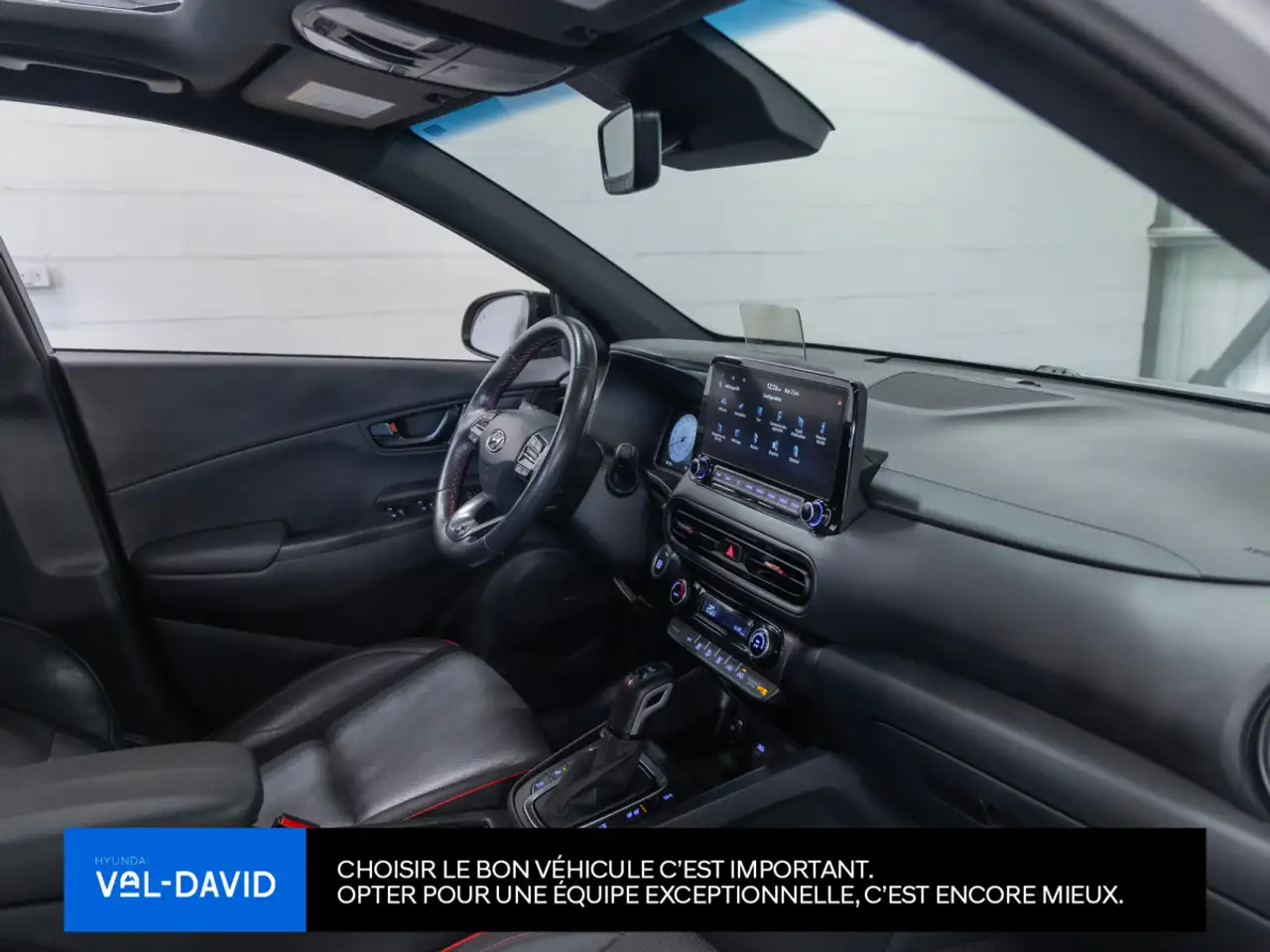 Hyundai KONA снимка Hyundai KONA
