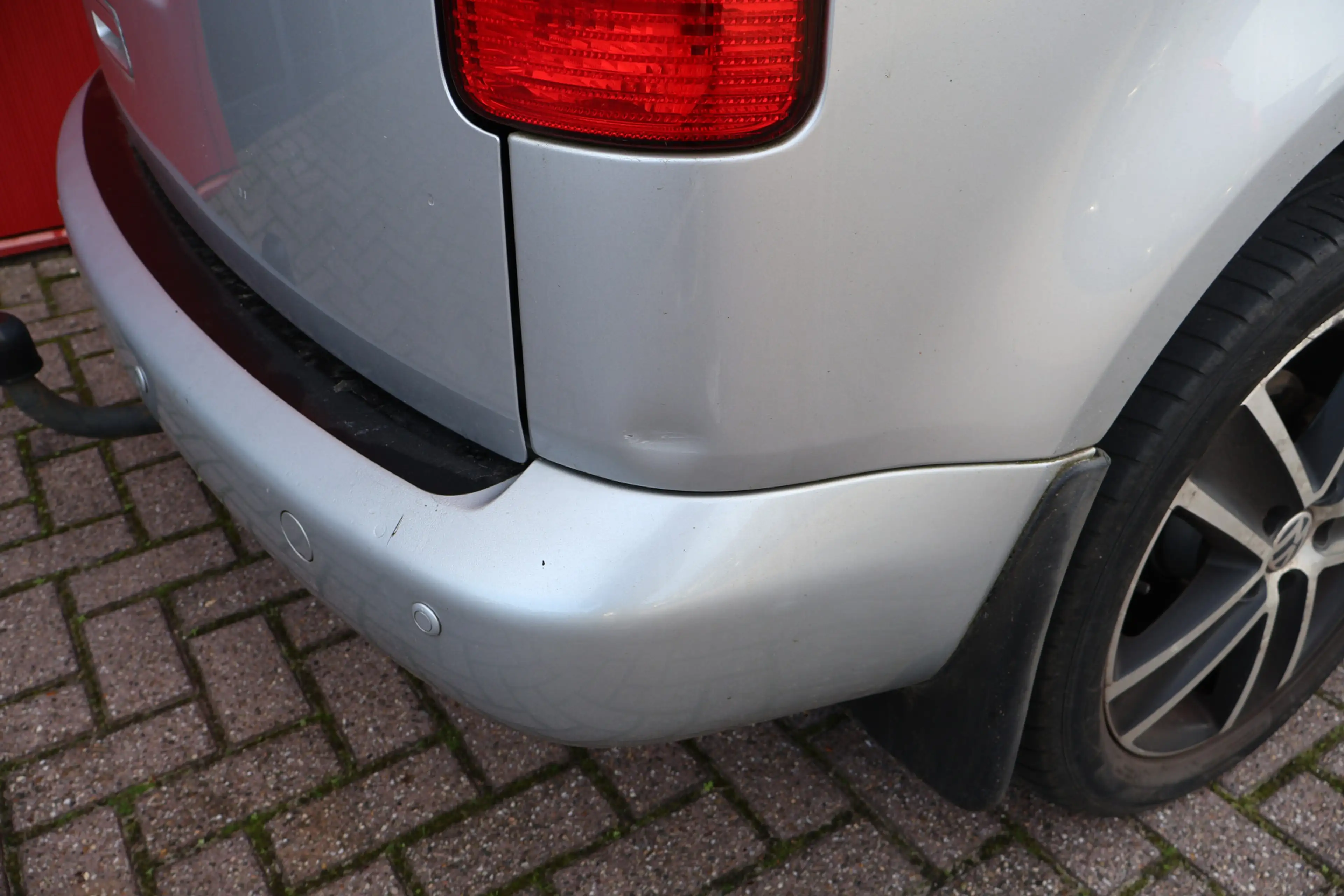 Volkswagen Caddy 1.6 TDI 5p. 30 Jahre Edition — photo 5