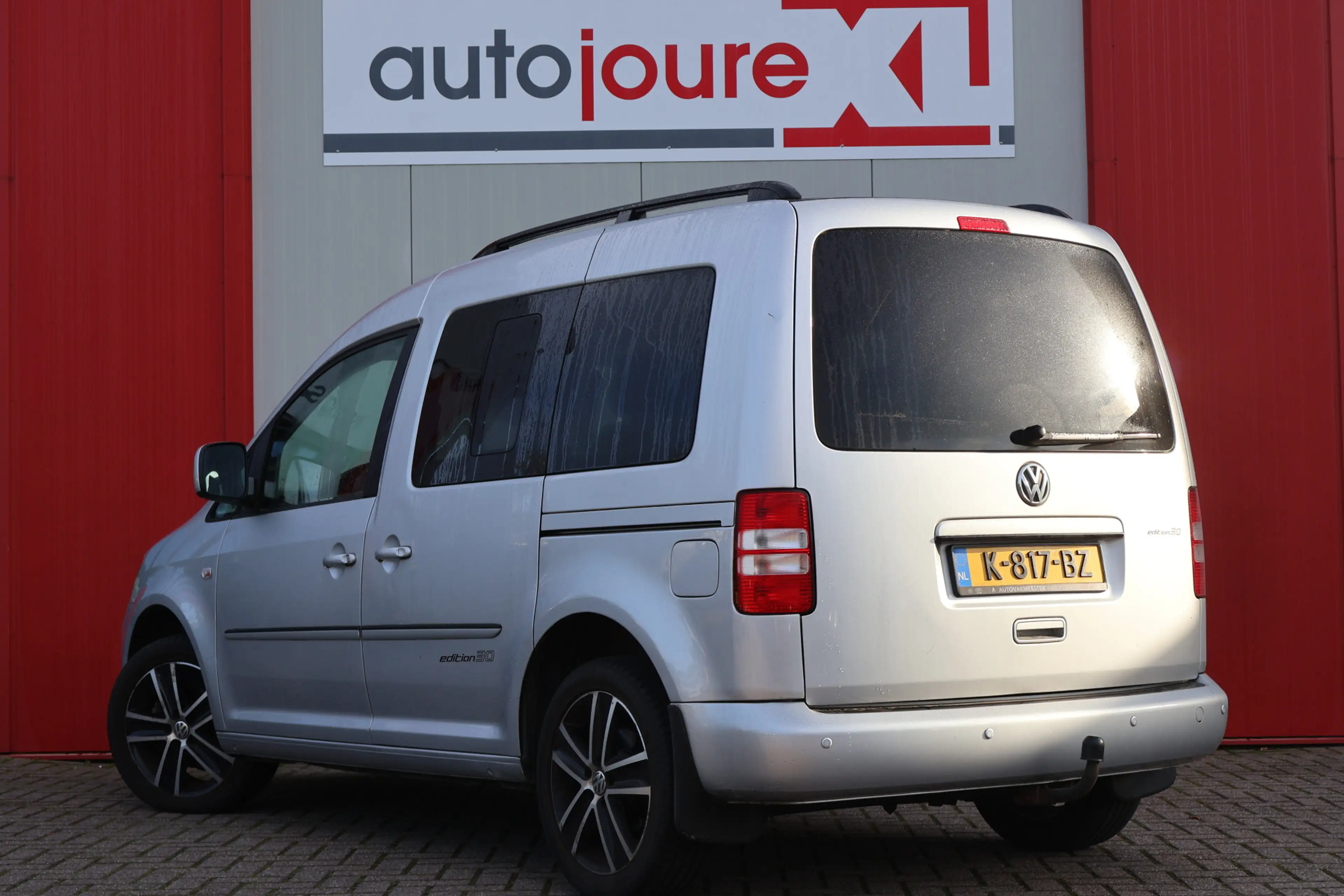 Volkswagen Caddy 1.6 TDI 5p. 30 Jahre Edition — photo 4