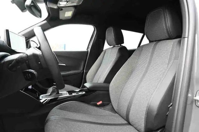 Peugeot 2008 view 10