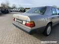 Mercedes-Benz 200 200 W124 Limousine Top Zustand, H-Kennzeichen Plateado - thumbnail 3