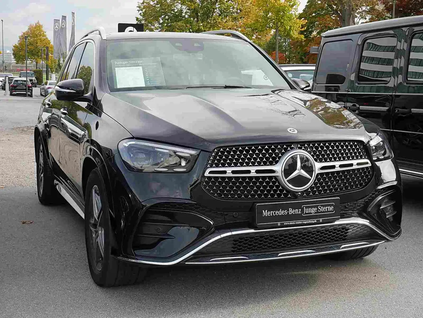 Mercedes-Benz GLE 450 4M AMG PREM.+DIST+AHK+AIRMATIC+HUD+PANO+ Schwarz - 2