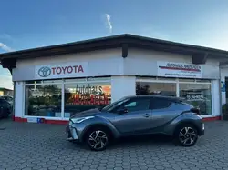 Toyota C-HR Hybrid Team D
