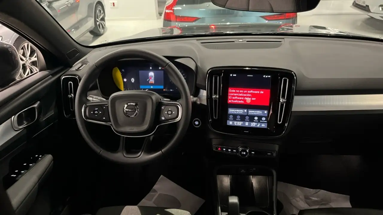 Volvo XC40 2026