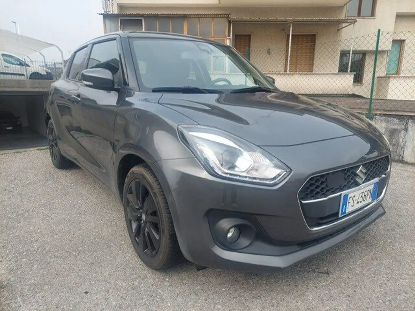 Suzuki Swift Swift 1.2 Hybrid Top Grigio - 2