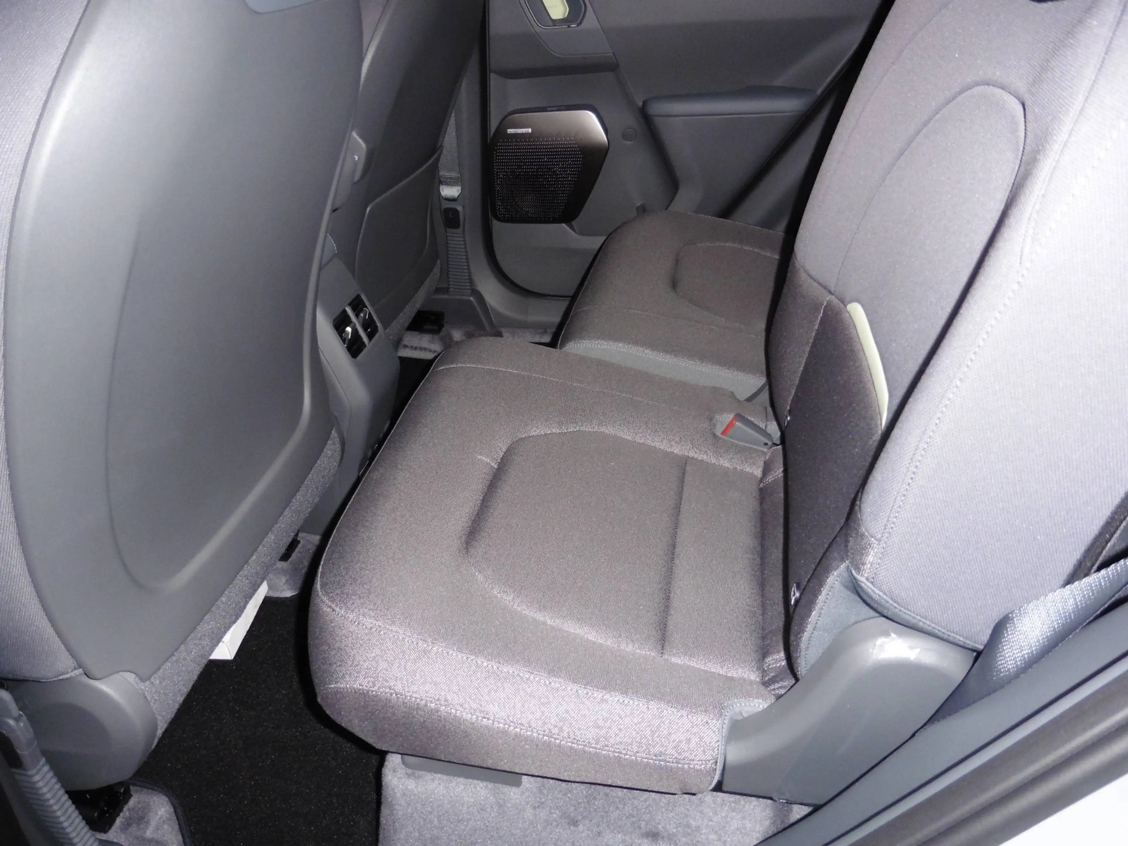 Kia EV2 108 kW Earth,P2,P3,P5,P6,P7,4 Sitzer — photo 10