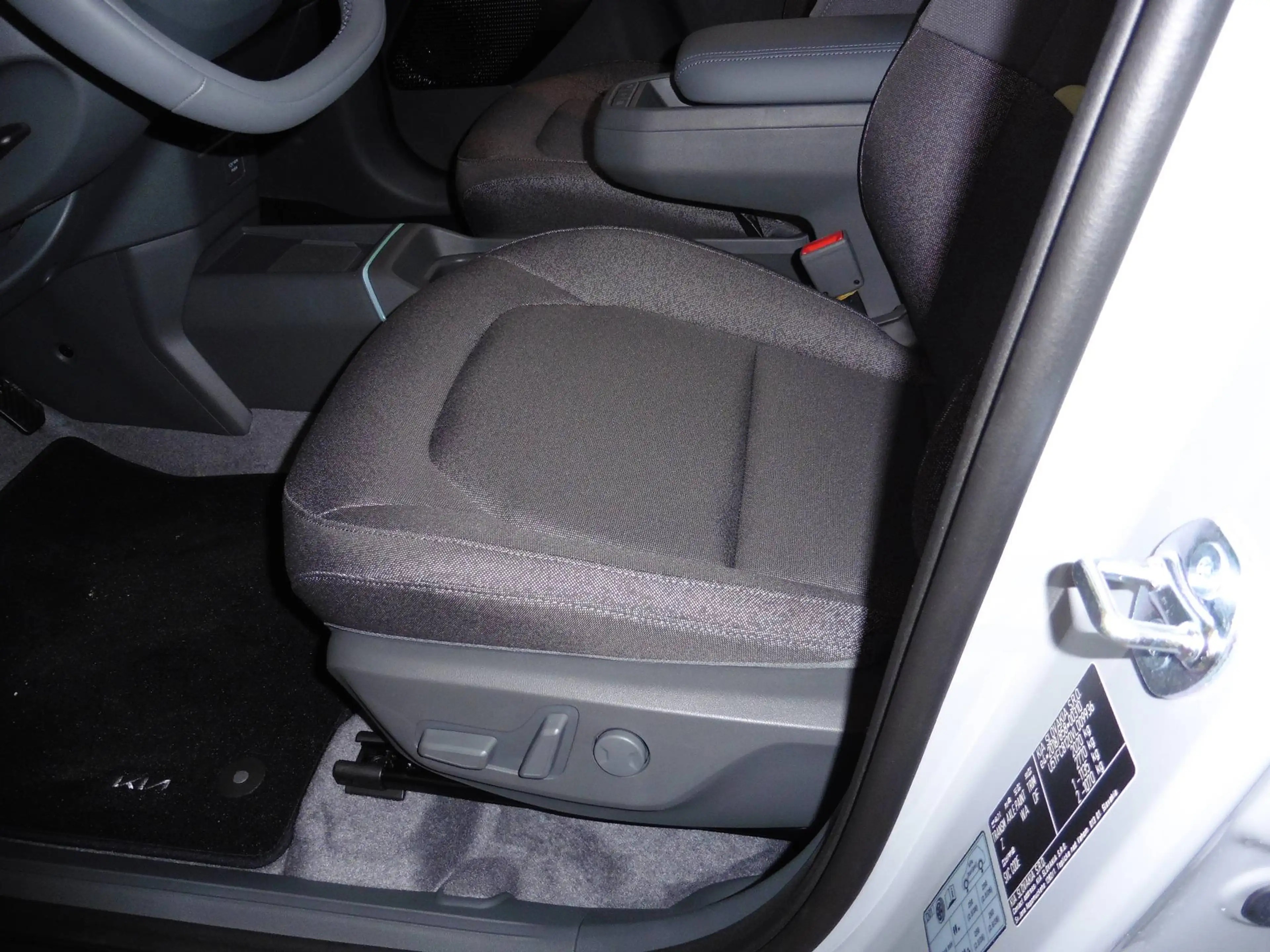 Kia EV2 108 kW Earth,P2,P3,P5,P6,P7,4 Sitzer — photo 8