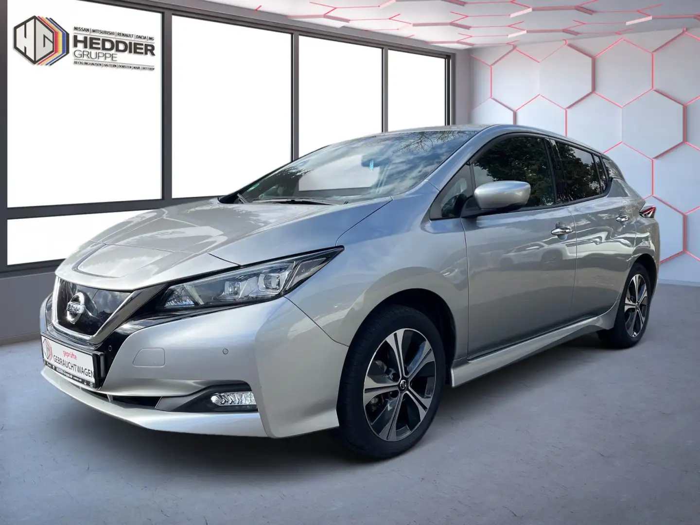 Nissan Leaf e+ N-Connecta 62kWh Silber - 1