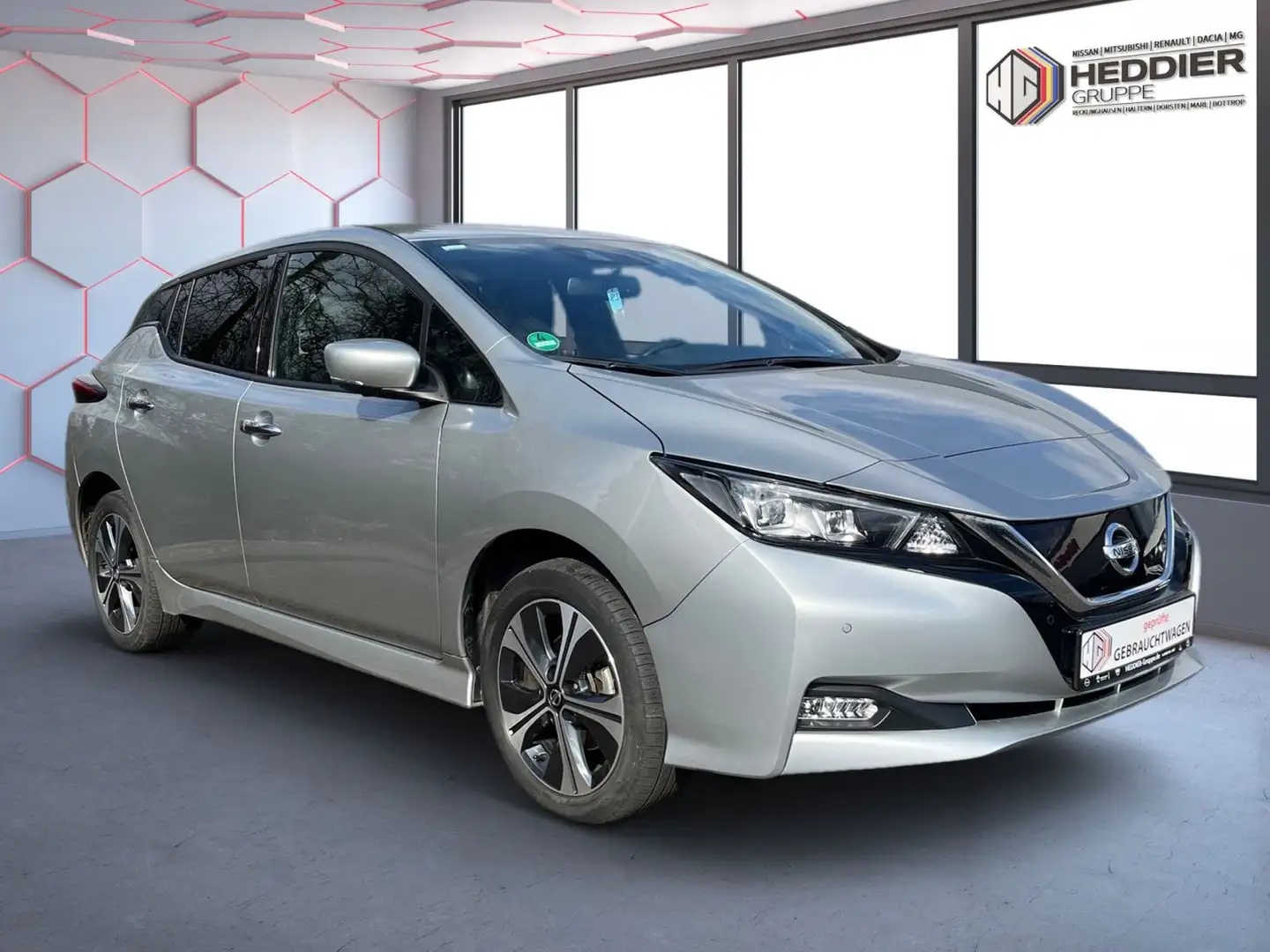 Nissan Leaf e+ N-Connecta 62kWh Silber - 2