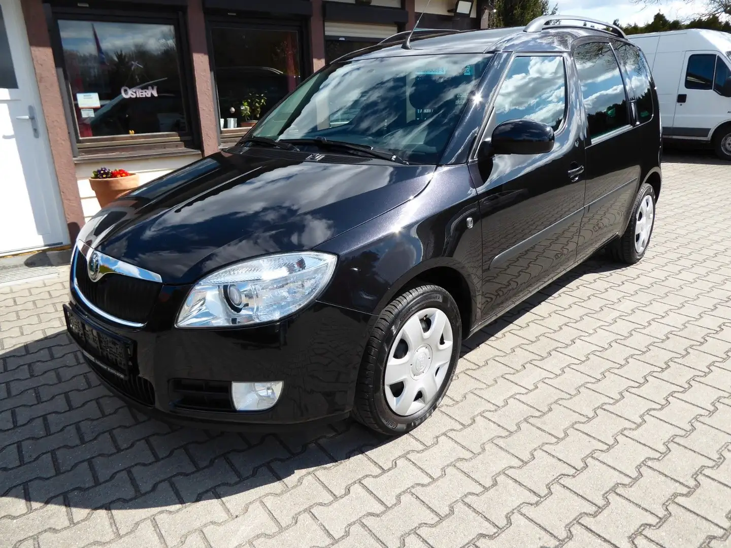 Skoda Roomster 1.4 Style Plus Edition SHZ/HU neu Noir - 1