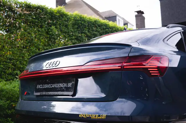 Audi Q8 E-Tron view 13