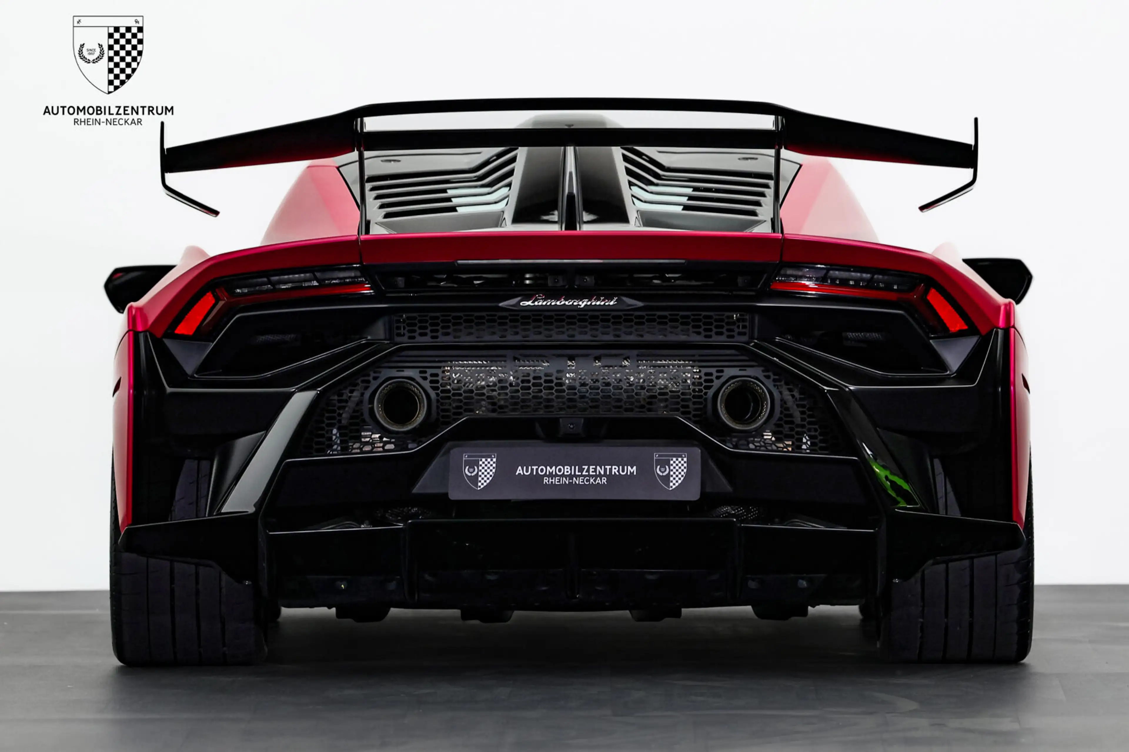 Lamborghini Huracán Huracán STO FullCarbon/RacingSeats/Camera/PPF — photo 5