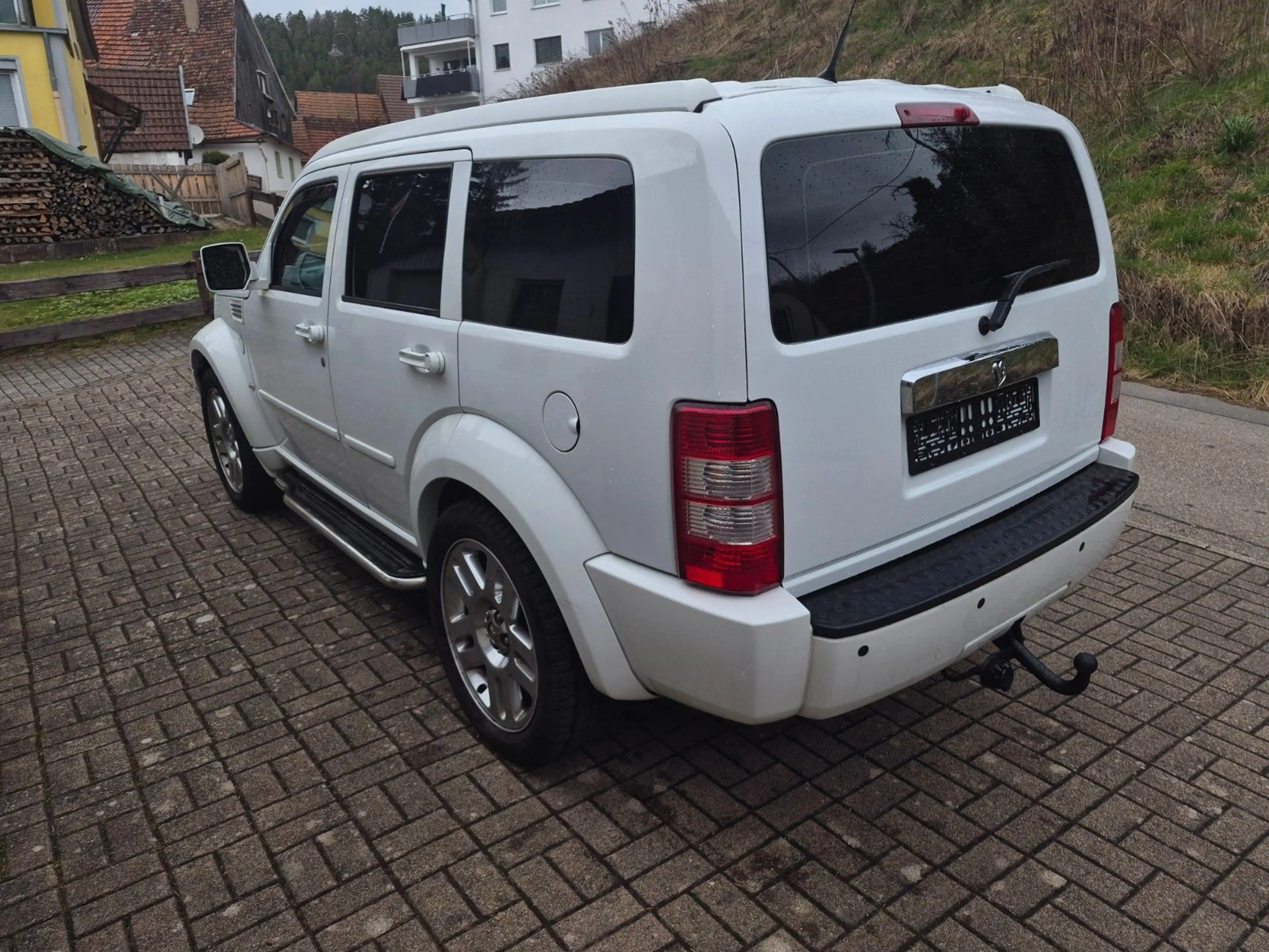 Dodge Nitro R/T — photo 3