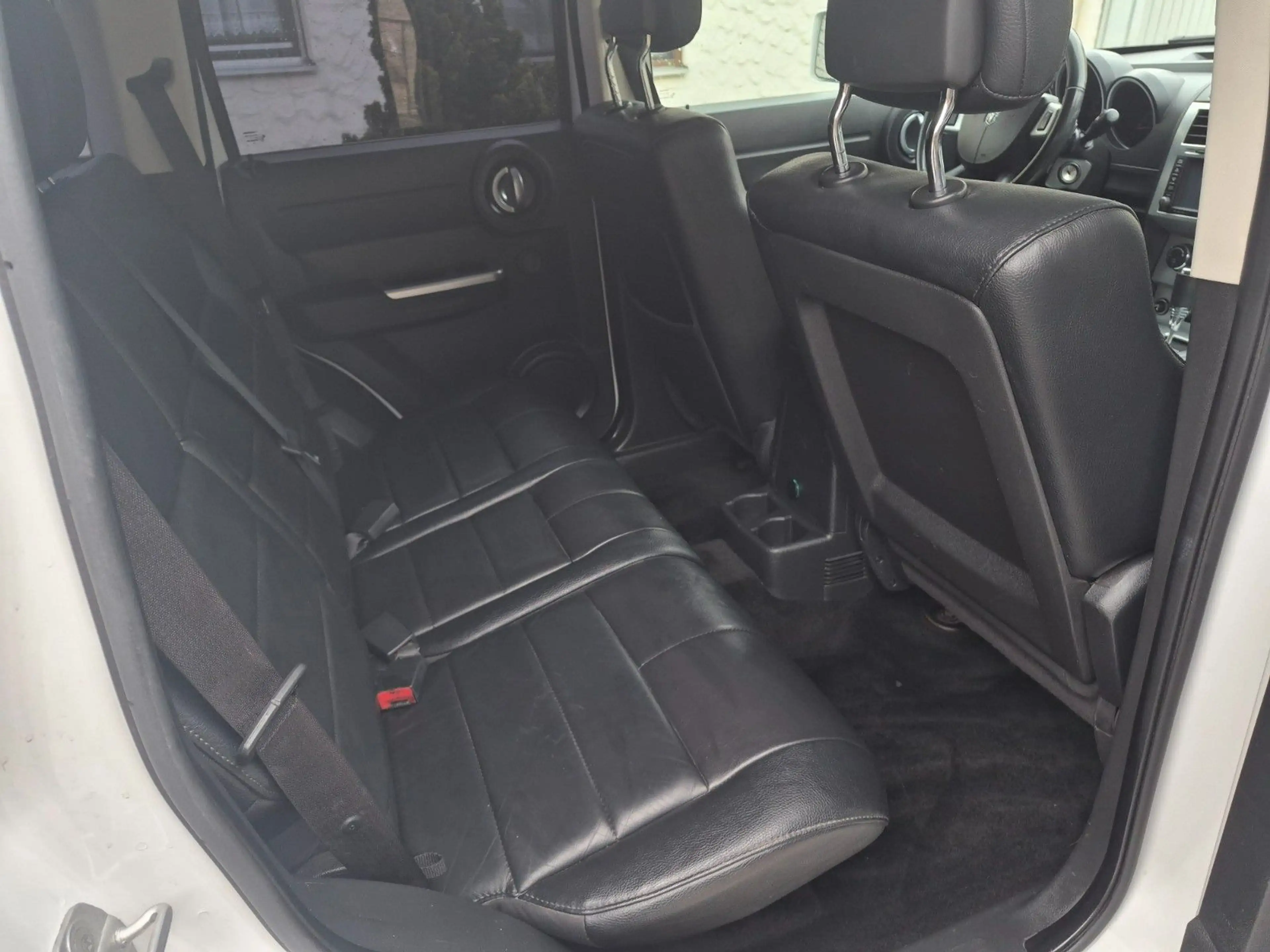 Dodge Nitro R/T — photo 7