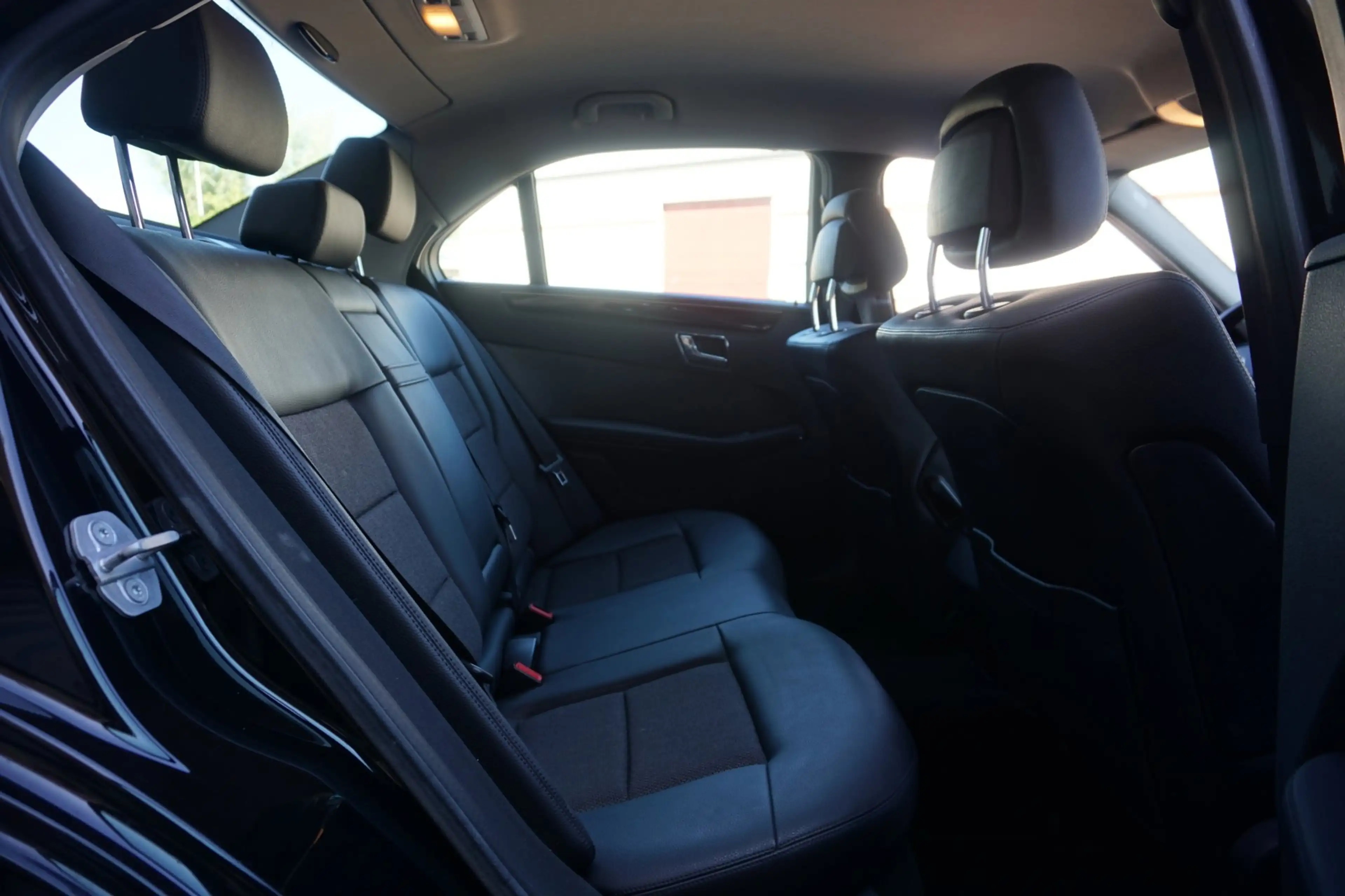 Mercedes-Benz E 250 CGI Business Class Avantgarde — photo 8