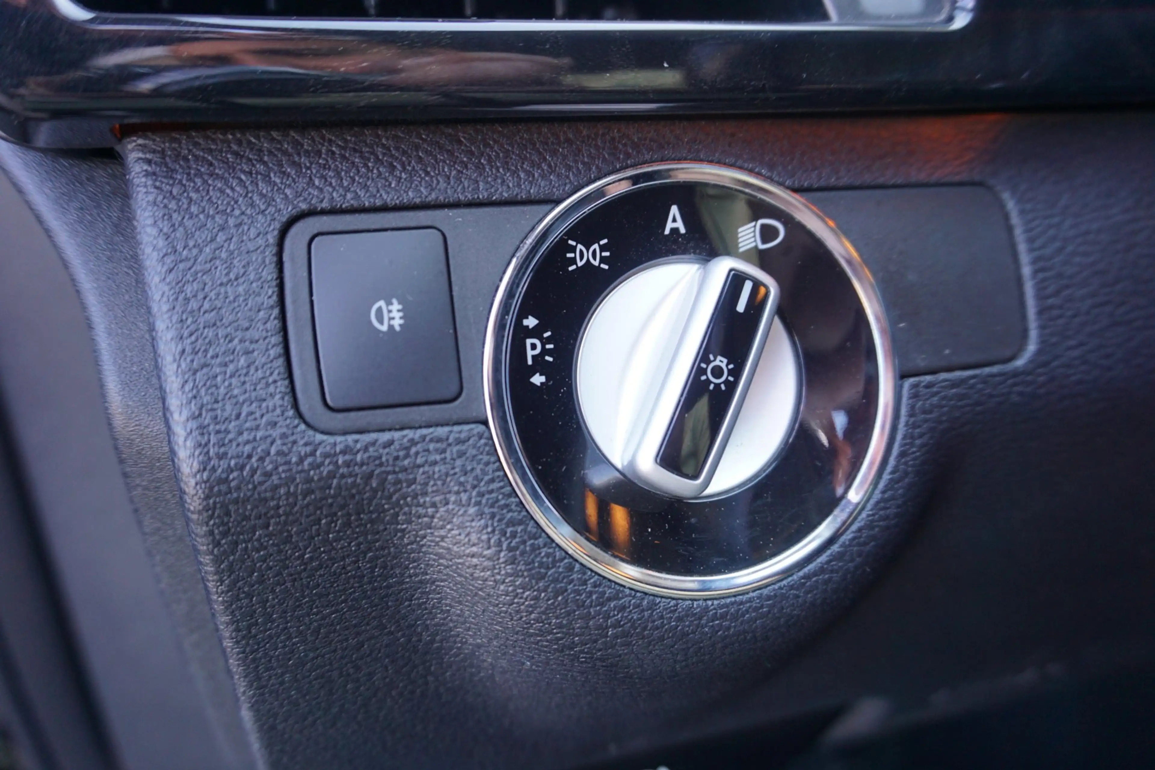Mercedes-Benz E 250 CGI Business Class Avantgarde — photo 13