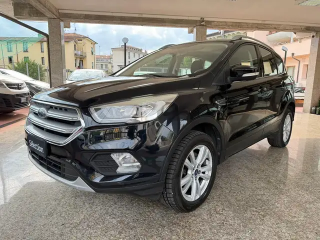 Ford Kuga 1.5 TDCI 120CV S&S 2WD Titanium