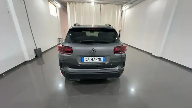 Citroen C5 view 5